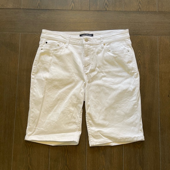 Calvin Klein Pants - Calvin Klein Woman’s White Denim Jean Shorts.  Size 12.